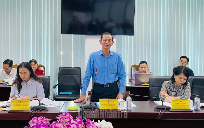 Ông Đặng Văn Chính, Phó Chủ tịch thường trực UBND tỉnh Vĩnh Long phát biểu tại buổi làm việc.