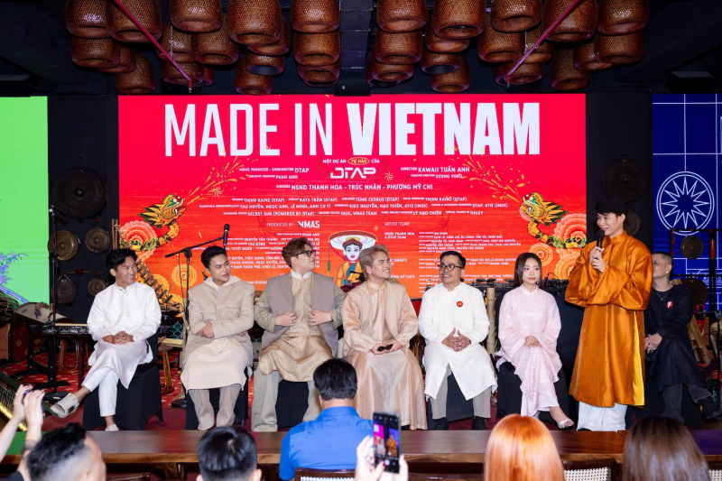 Ekip thực hiện MV