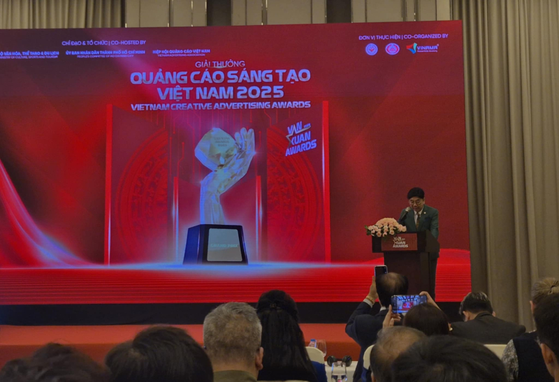 Ông Nguyễn Trường Sơn - Chủ tịch Hiệp hội Quảng cáo Việt Nam phát biểu khai mạc sự kiện