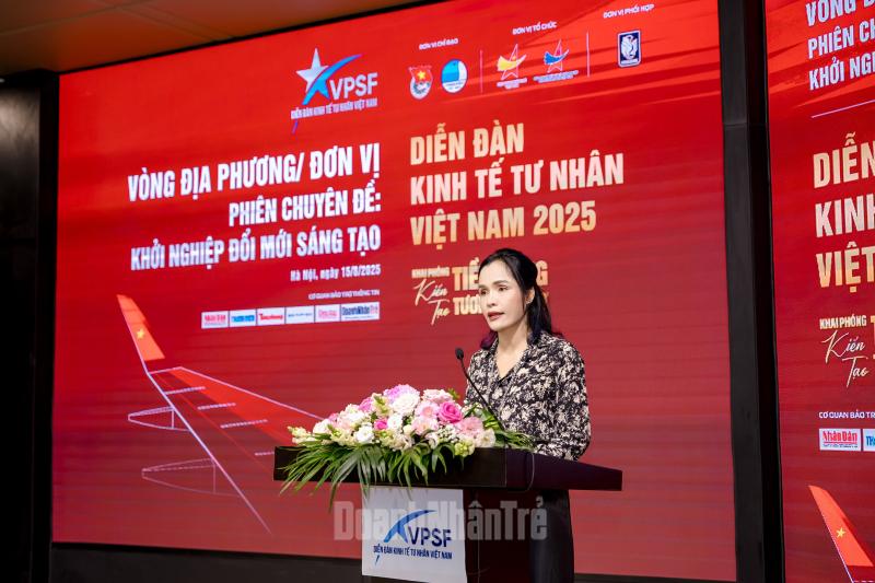 Bà Phạm Thị Bích Huệ, Phó Chủ tịch Hội Doanh nhân trẻ Việt Nam, Trưởng BTC VPSF 2025, Chủ tịch HĐQT CTCP Western Pacific phát biểu tại Phiên đối thoại.