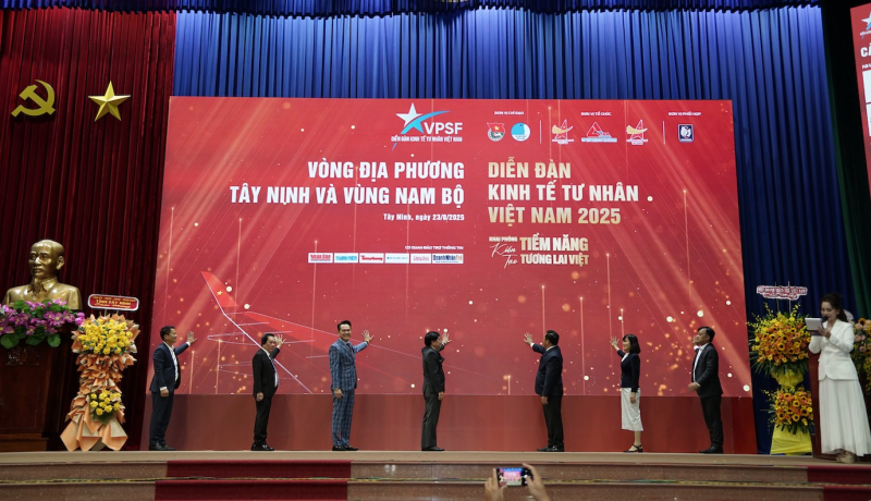 Các đại biểu khai mạc phiên đối thoại tại Tây Ninh
