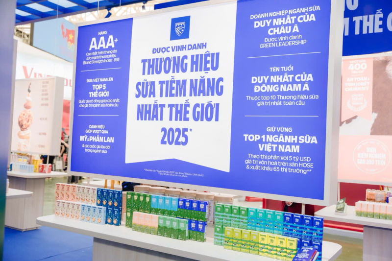 Không gian triển lãm của Vinamilk được thiết kế hiện đại, gần gũi và đầy sáng tạo. Ảnh: Vi Nam