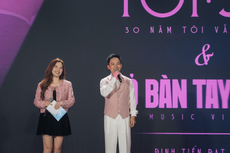 Đinh Tiến Đạt chia sẻ tại buổi ra mắt MV Bỏ bàn tay đó ra
