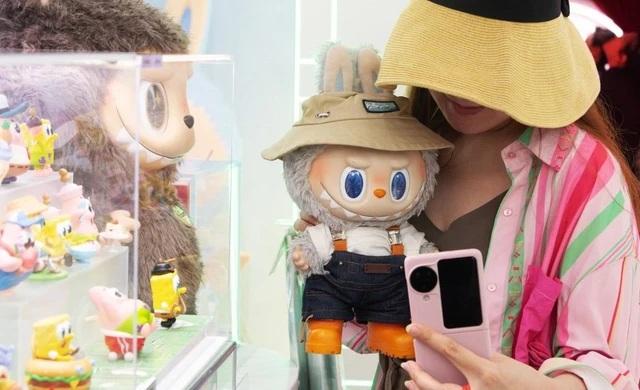 Pop Mart đã trở thành một trong những công ty đồ chơi có giá trị nhất thế giới nhờ vào cơn sốt Labubu. Ảnh: FT