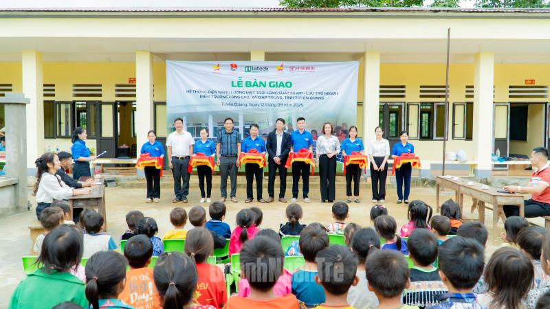 Nghi thức khánh thành công trình.