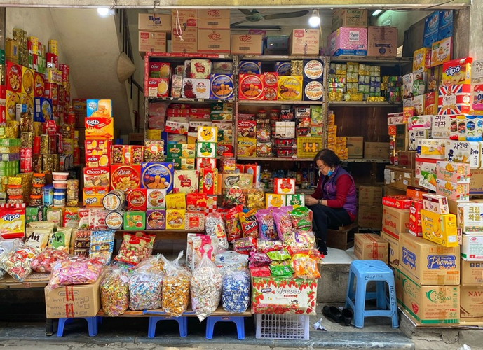 Nền kinh tế số phát triển vũ bão là thách thức lớn với các tiểu thương tạp hóa, chợ truyền thống. Ảnh: Internet