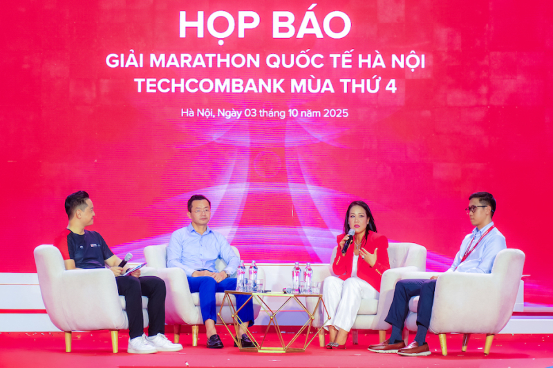 Hình ảnh họp báo và khai mạc_2