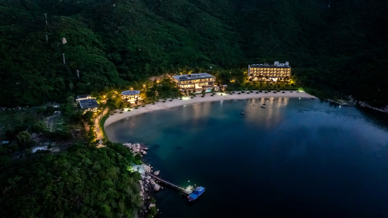 Vias Vân Phong Peninsula là mô hình cho thuê nguyên đảo đầu tiên của Việt Nam tại Khánh Hòa