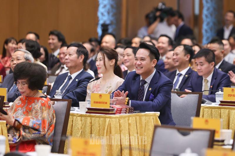 Ông Đặng Hồng Anh tham dự Hội nghị.