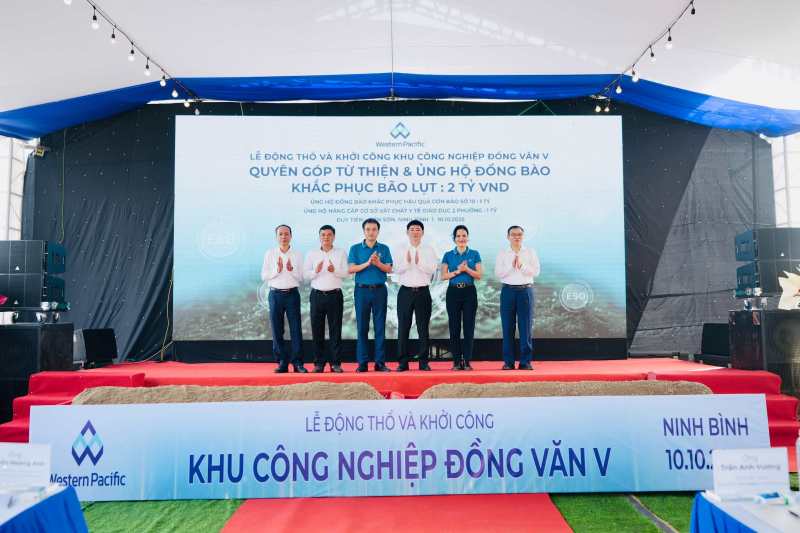 Western Pacific Group của chị Phạm Thị Bích Huệ, Phó Chủ tịch Hội Doanh nhân trẻ Việt Nam ủng hộ 2 tỷ đồng cho đồng bào vùng bão lũ ngay tại lễ khởi công KCN Đồng Văn V