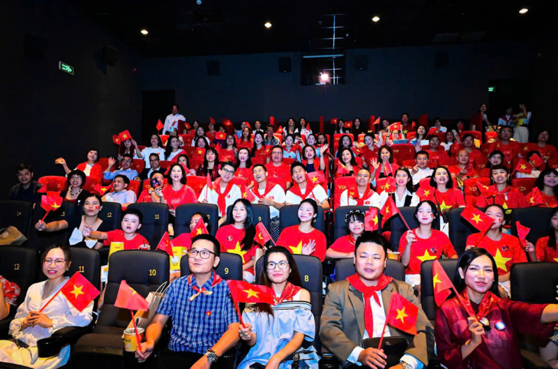 Khán giả một lần nữa hoà mình vào không khí tuyệt vời của bộ phim như đang tham gia trực tiếp show diễn. Tập đoàn Công nghiệp - Năng lượng Quốc gia Việt Nam (Petrovietnam), Tổng Công ty Thăm dò Khai thác Dầu khí (PVEP) là đơn vị đồng hành cùng bộ phim, góp phần lan tỏa tinh thần yêu nước và thúc đẩy các giá trị văn hóa.