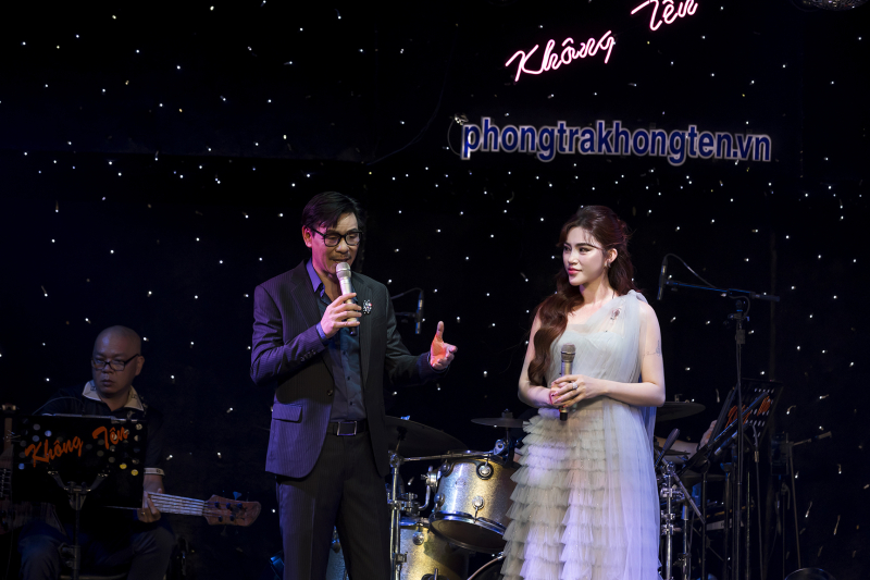 Duy Hưng song ca cùng nữ ca sĩ La La Trần