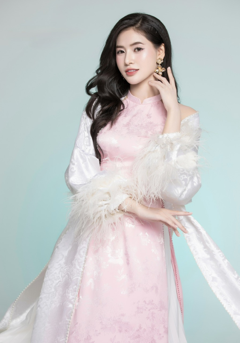 Người đẹp Thu Uyên hiện lọt vào top 41 thí sinh chung kết cuộc thi Hoa hậu Hoàn Vũ Việt Nam 2022. Ảnh: NVCC