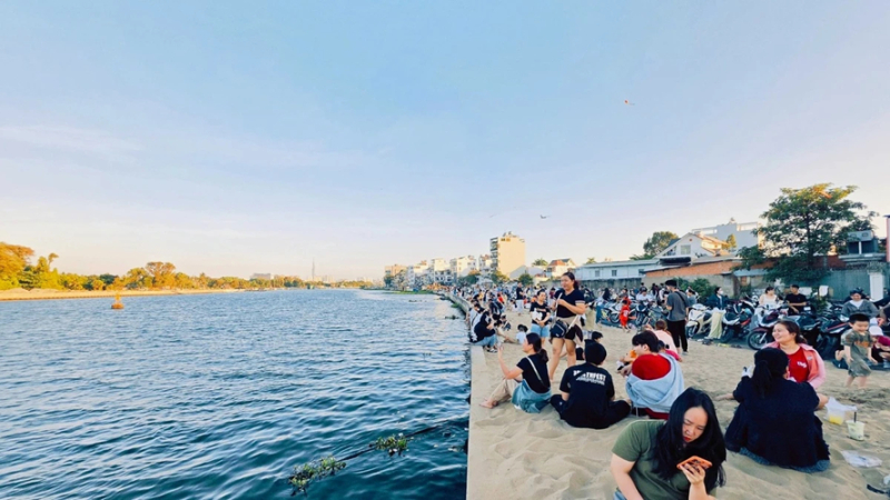 “Biển Gò Vấp” bất ngờ thu hút sự quan tâm của rất nhiều người dân. Ảnh: Internet