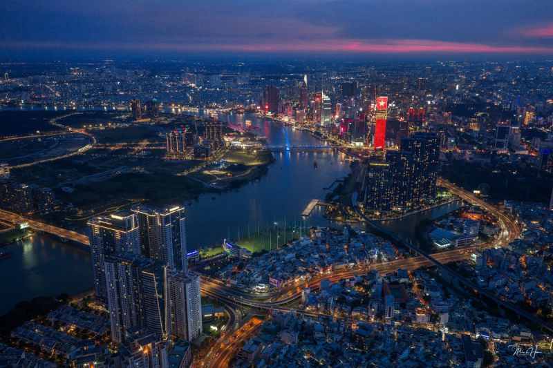Khi thành phố lên đèn