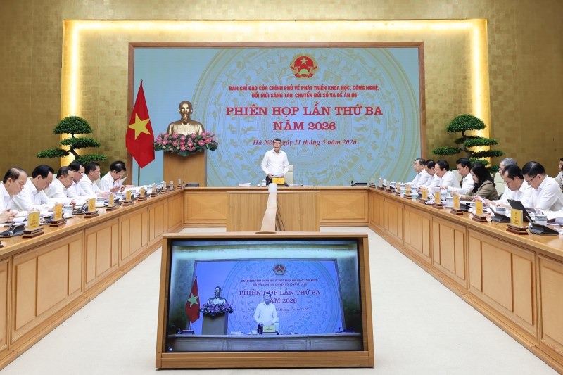 Thủ tướng Chính phủ Lê Minh Hưng, Trưởng Ban Chỉ đạo của Chính phủ về phát triển khoa học công nghệ, đổi mới sáng tạo, chuyển đổi số và Đề án 06, chủ trì Phiên họp lần thứ ba năm 2026 của Ban Chỉ đạo. Ảnh: VGP