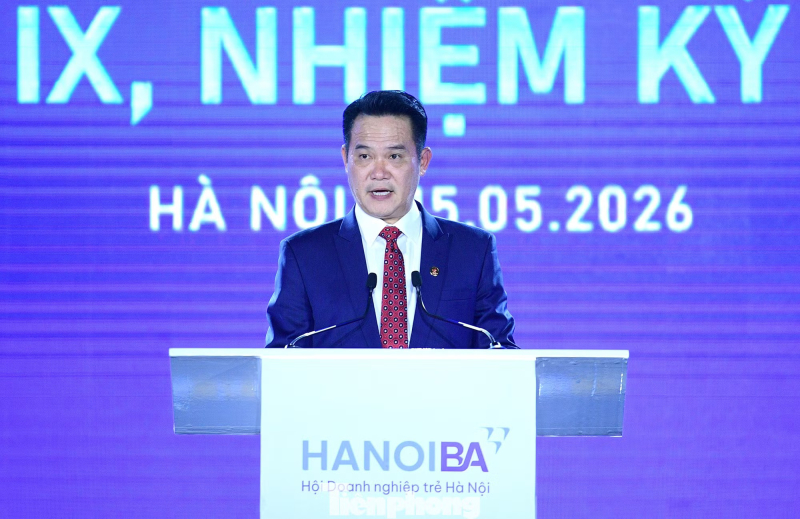 Ông Đặng Hồng Anh phát biểu tại Đại hội