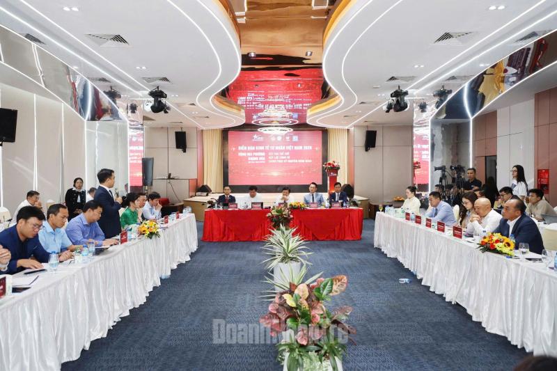Phiên đối thoại đầu tiên của VPSF 2026 diễn ra tại Khánh Hòa.