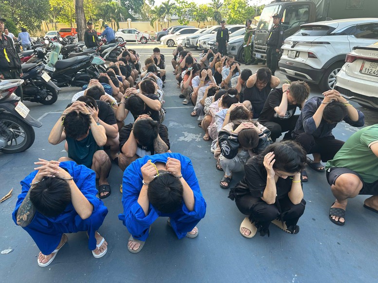 Bắt giữ và xử lý 140 đối tượng trong một đường dây ma túy liên tỉnh. Ảnh: Internet