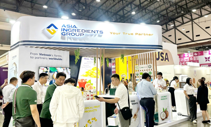 Khu vực trưng bày của Tập đoàn nguyên liệu Á Châu thu hút đông đảo đối tác và khách thương mại quốc tế đến tham quan, kết nối hợp tác tại THAIFEX-Anuga Asia 2026.
