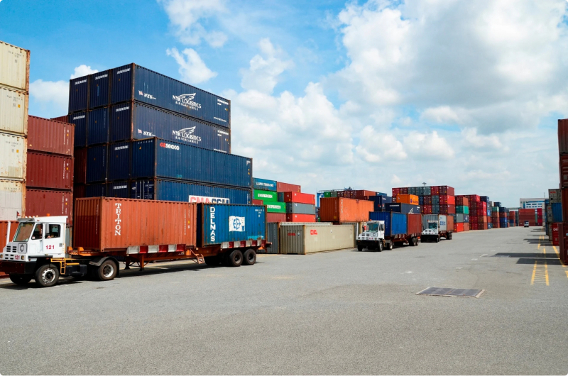 Báo cáo của Cushman & Wakefield ghi nhận Việt Nam đang vươn lên thành một mắt xích cốt lõi trong chuỗi cung ứng toàn cầu. Ảnh minh họa