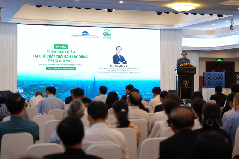 Ông Đinh Hồng Kỳ, Chủ tịch SACA cho rằng, nếu được tiếp cận theo tư duy kinh tế tuần hoàn, đây không phải là gánh nặng môi trường mà là nguồn tài nguyên có thể tái tạo giá trị cho nền kinh tế.