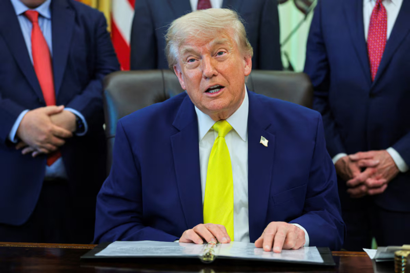 Tổng thống Mỹ Donald Trump phát biểu trước các phóng viên tại Phòng Bầu dục ở Nhà Trắng, Washington, D.C., Mỹ, ngày 4/6/2026. Ảnh: Reuters
