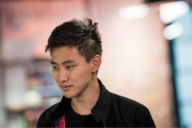 Alexandr Wang, vị CEO Gen Z quyền lực. Ảnh: Bloomberg