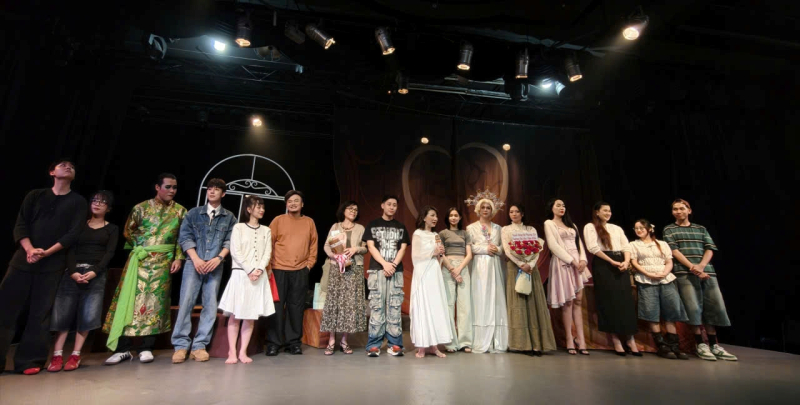 Dàn diễn viên trong 