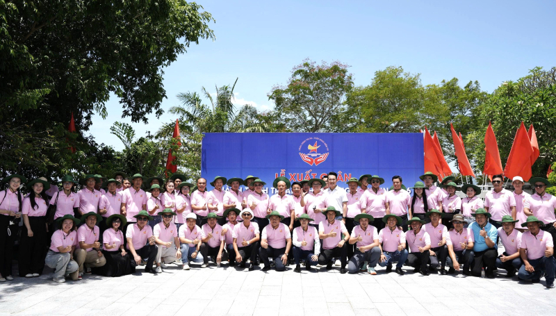 Điểm xuất quân Hành trình Tri ân- Thắp sáng niềm tin 2026 tại Núi Nhạn, Tuy Hòa, Đắk Lắk