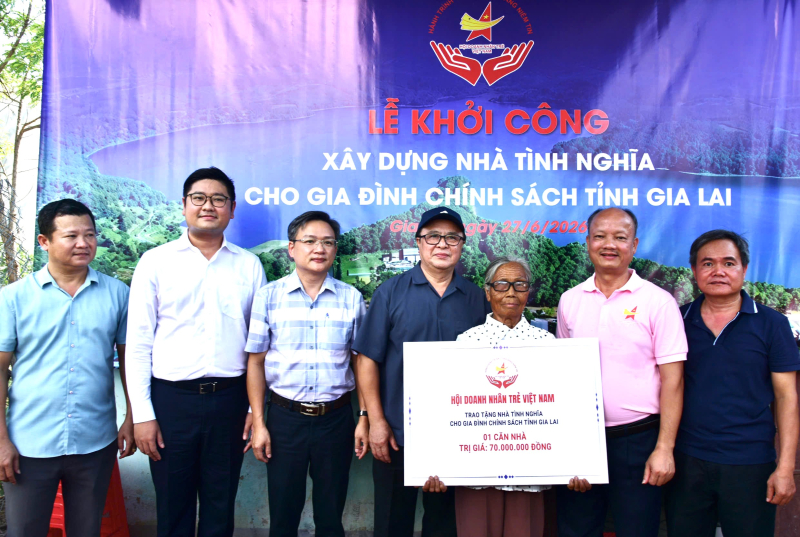 Khỏi công nhà tình nghĩa ở Gia Lai