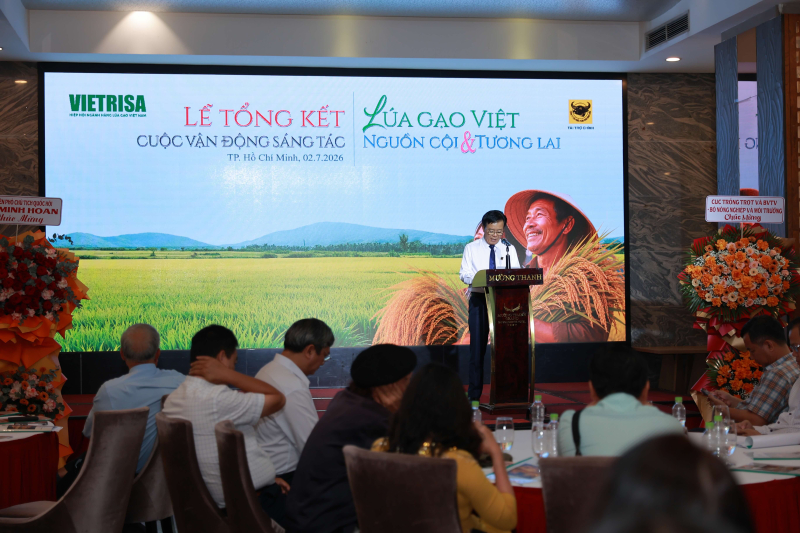 Ông Ngô Văn Đông, Tổng giám đốc Công ty Cổ phần Phân bón Bình Điền phát biểu tại lễ trao giải.