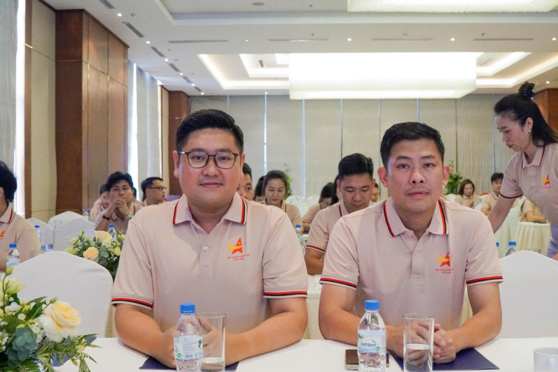 Phó Chủ tịch Hội Vũ Hồng Quân, Nguyễn Như Kiên tham dự chương trình tập huấn