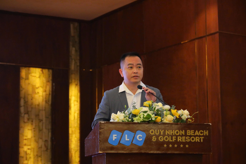 Ông Nguyễn Văn Chiến, Chủ tịch Câu lạc bộ Xúc tiến Thương mại và Đầu tư Doanh nhân trẻ Việt Nam phát biểu tại Chương trình Tập huấn công tác Hội Doanh nhân trẻ Toàn quốc năm 2026