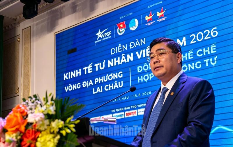 Phan Tấn Đạt Phó Chủ tịch