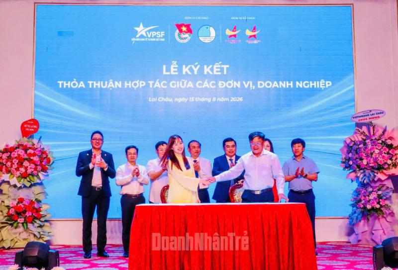 ký kết