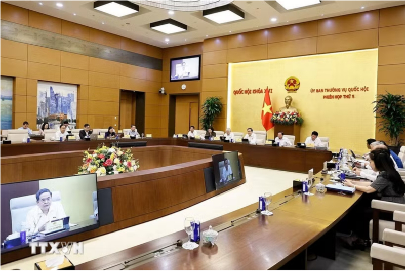 Ủy ban Thường vụ Quốc hội cho ý kiến về việc giải trình, tiếp thu, chỉnh lý đối với dự thảo Luật Phát triển đô thị. Ảnh: TTXVN