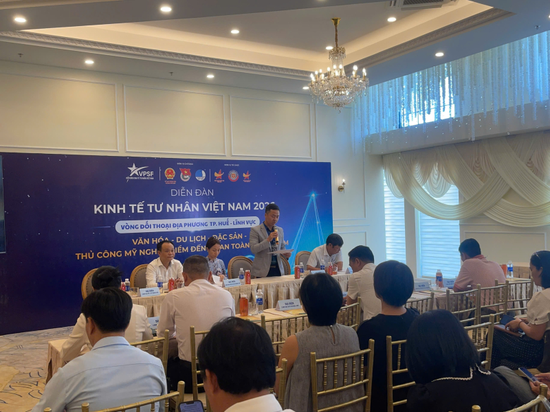 Forum 3: Văn hóa - Du lịch - Đặc sản - Thủ công mỹ nghệ và Điểm đến - An toàn thực phẩm tập trung trao đổi các nội dung liên quan tới quy hoạch không gian du lịch, kinh tế.