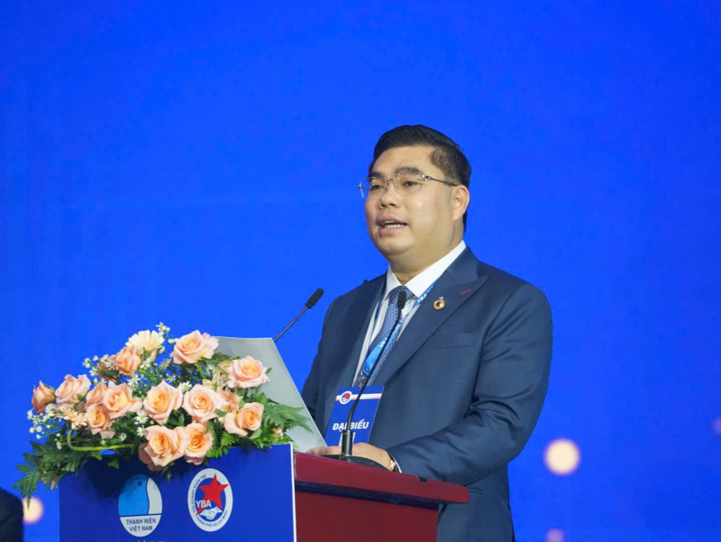Ông Phan Tấn Đạt, Chủ tịch HĐQT Công ty Cổ phần Khoáng sản và Xây dựng Bình Dương được đại hội bầu giữ chức Chủ tịch Hội Doanh nhân trẻ TP.HCM Khóa I, nhiệm kỳ 2026 - 2029