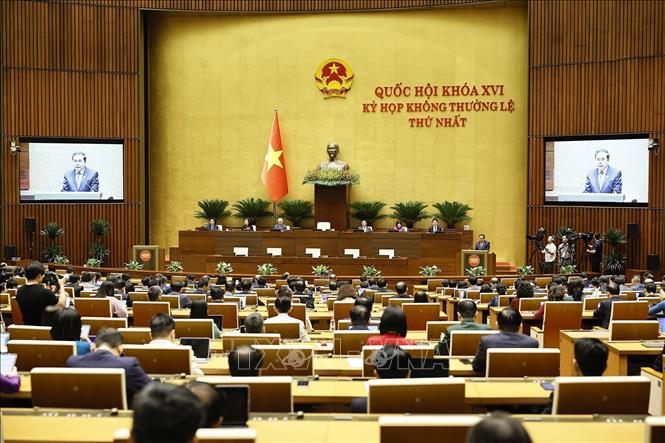 Chủ tịch Quốc hội Trần Thanh Mẫn phát biểu bế mạc Kỳ họp không thường lệ thứ nhất, Quốc hội khoá XVI. (Ảnh: Doãn Tấn/ TTXVN)