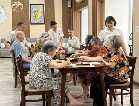 Già hóa dân số không chỉ tác động đến bài toán an sinh xã hội. Ảnh: Internet