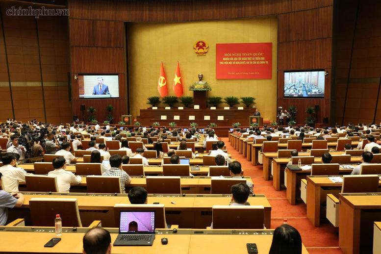 Hội nghị toàn quốc nghiên cứu, học tập, quán triệt và triển khai thực hiện một số nghị quyết, chỉ thị của Bộ Chính trị. (Ảnh: chinhphu.vn/Nhật Bắc)