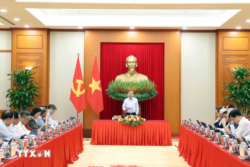 Phiên họp thứ hai Ban Chỉ đạo Tổng kết 100 năm Đảng lãnh đạo cách mạng Việt Nam (1930-2030), định hướng lãnh đạo phát triển đất nước trong 100 năm tiếp theo (2030-2130) và tổng kết 40 năm thực hiện Cương lĩnh xây dựng đất nước trong thời kỳ quá độ lên chủ nghĩa xã hội, ngày 17/9/2026. Ảnh: TTXVN.