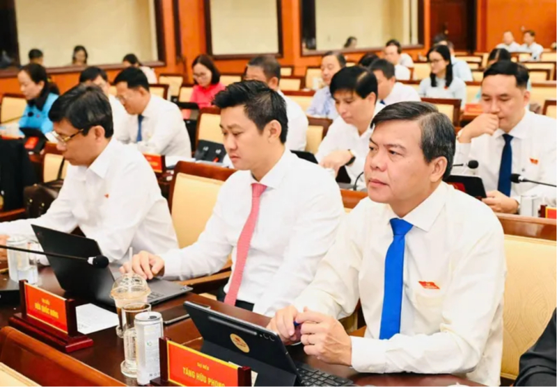 Đại biểu dự kỳ họp thứ 5, HĐND TPHCM. Ảnh: VIỆT DŨNG