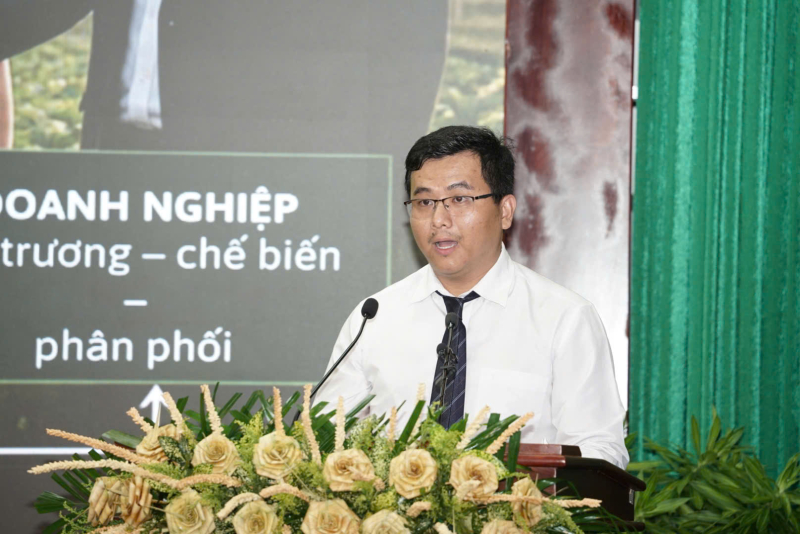 Ông Trầm Minh Thuần, Phó Chủ tịch Hội Doanh nhân trẻ Trà Vinh (cũ), Giám đốc HTX Nông nghiệp Long Hiệp.