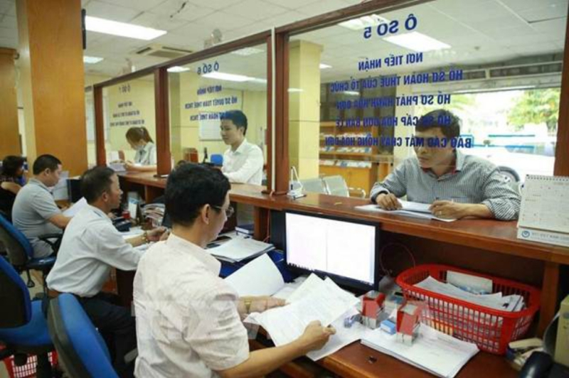 Bộ Tài chính đẩy mạnh cải cách thủ tục hành chính, hỗ trợ tăng trưởng hai con số. Ảnh: TTXVN