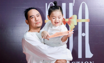 Viết tiếp câu chuyện chất liệu xanh của NTK Võ Việt Chung