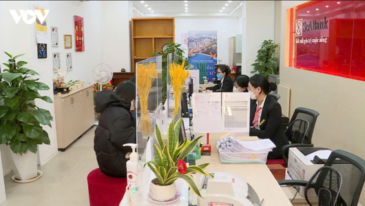Lãi suất neo cao, doanh nghiệp gặp khó trước áp lực chi phí vốn
