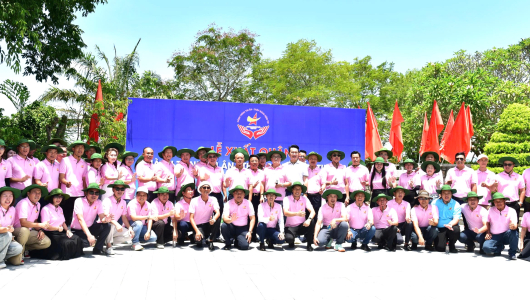 Hội Doanh Nhân trẻ Việt Nam khởi động hành trình tri ân - thắp sáng niềm tin 2026