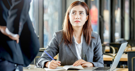 Sếp ơi, đừng nói những lời 'sát thương'